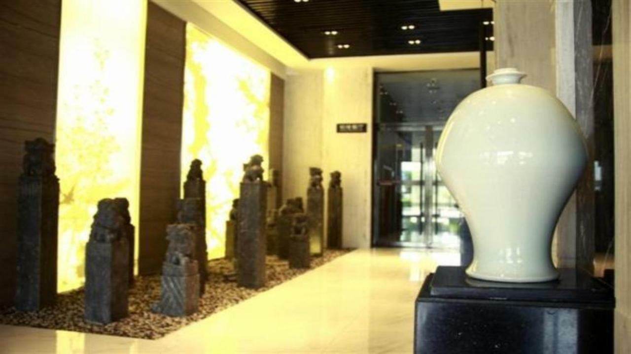 ז'אנגג'יאג'י Friend Hui Hotel מראה חיצוני תמונה